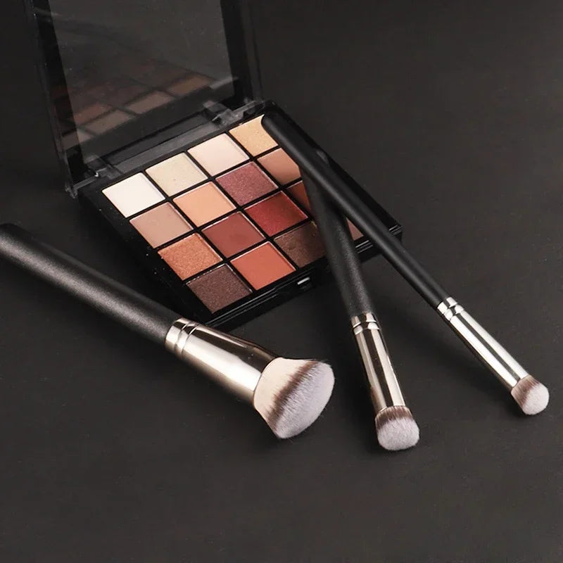 Brelonco Signature Glow Brush