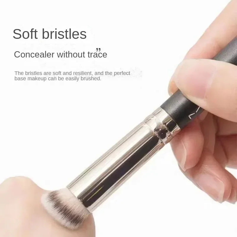 Brelonco Signature Glow Brush